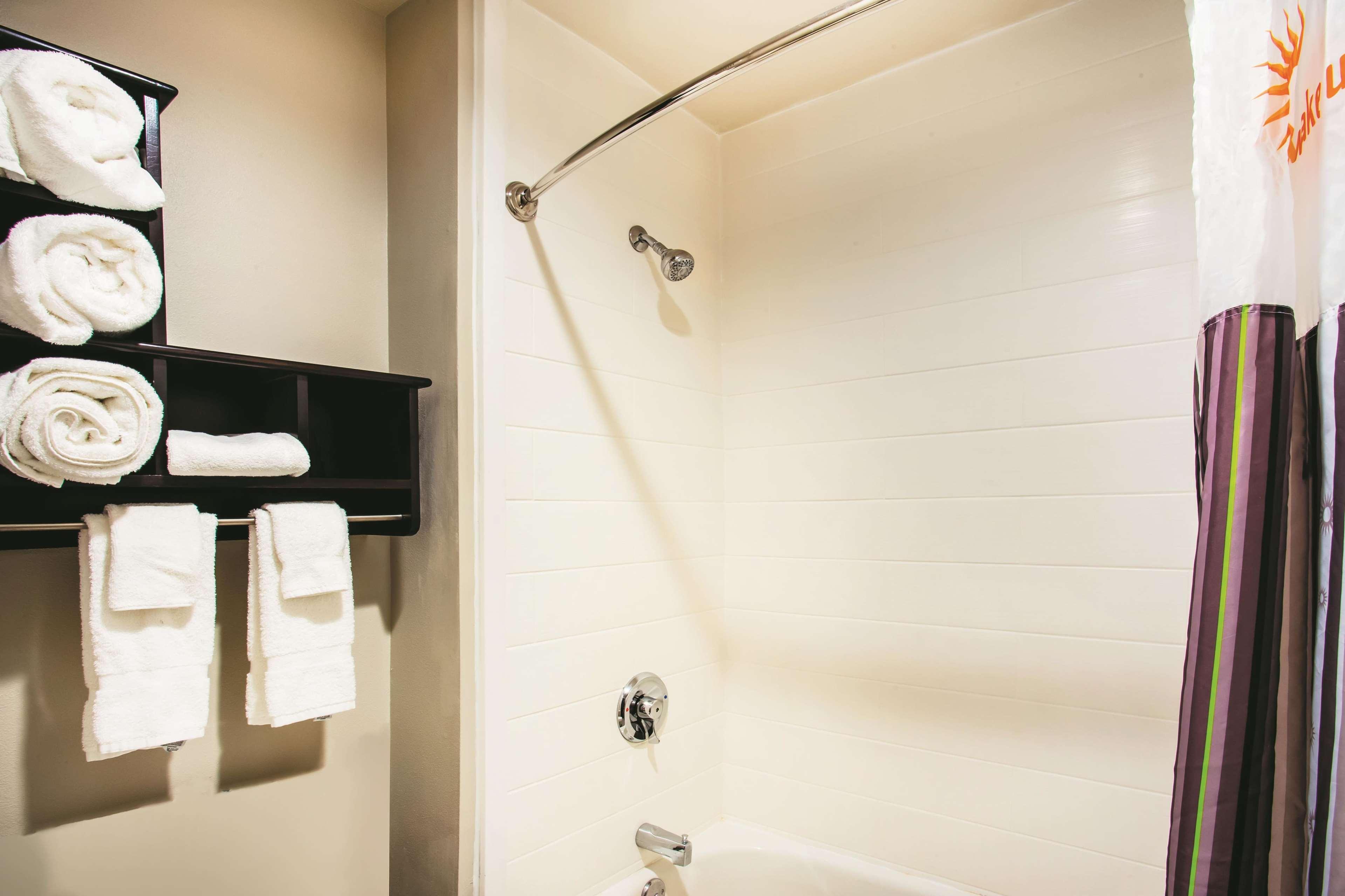 La Quinta By Wyndham Cincinnati Ne - Mason Bagian luar foto