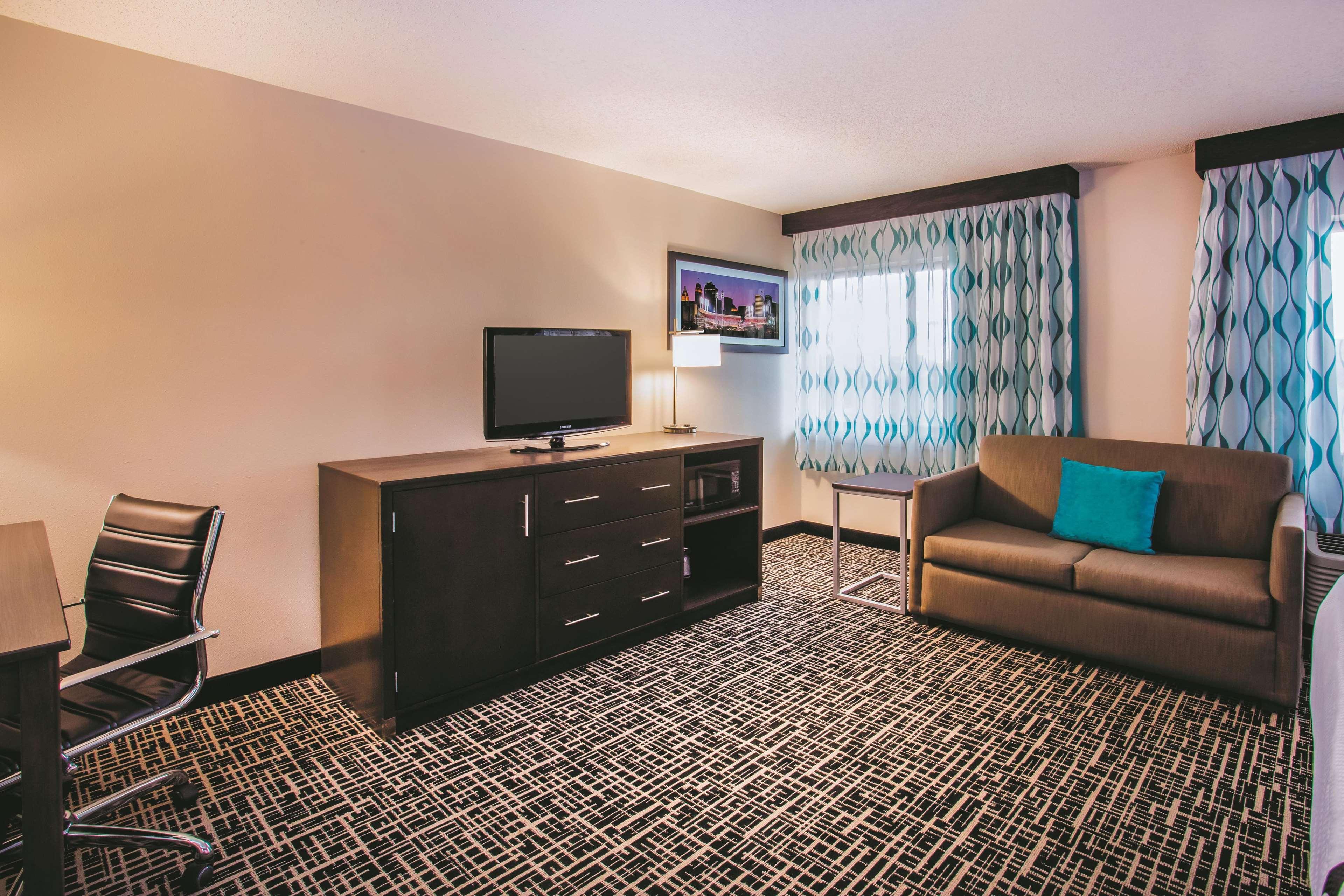 La Quinta By Wyndham Cincinnati Ne - Mason Bagian luar foto