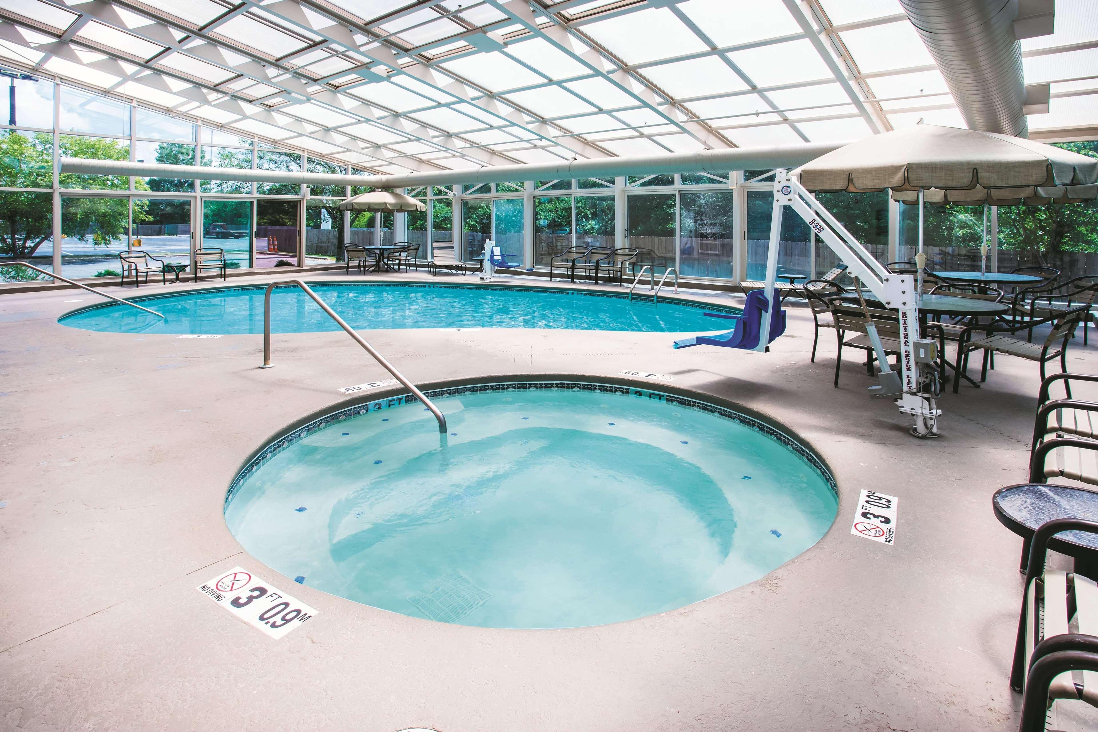 La Quinta By Wyndham Cincinnati Ne - Mason Bagian luar foto