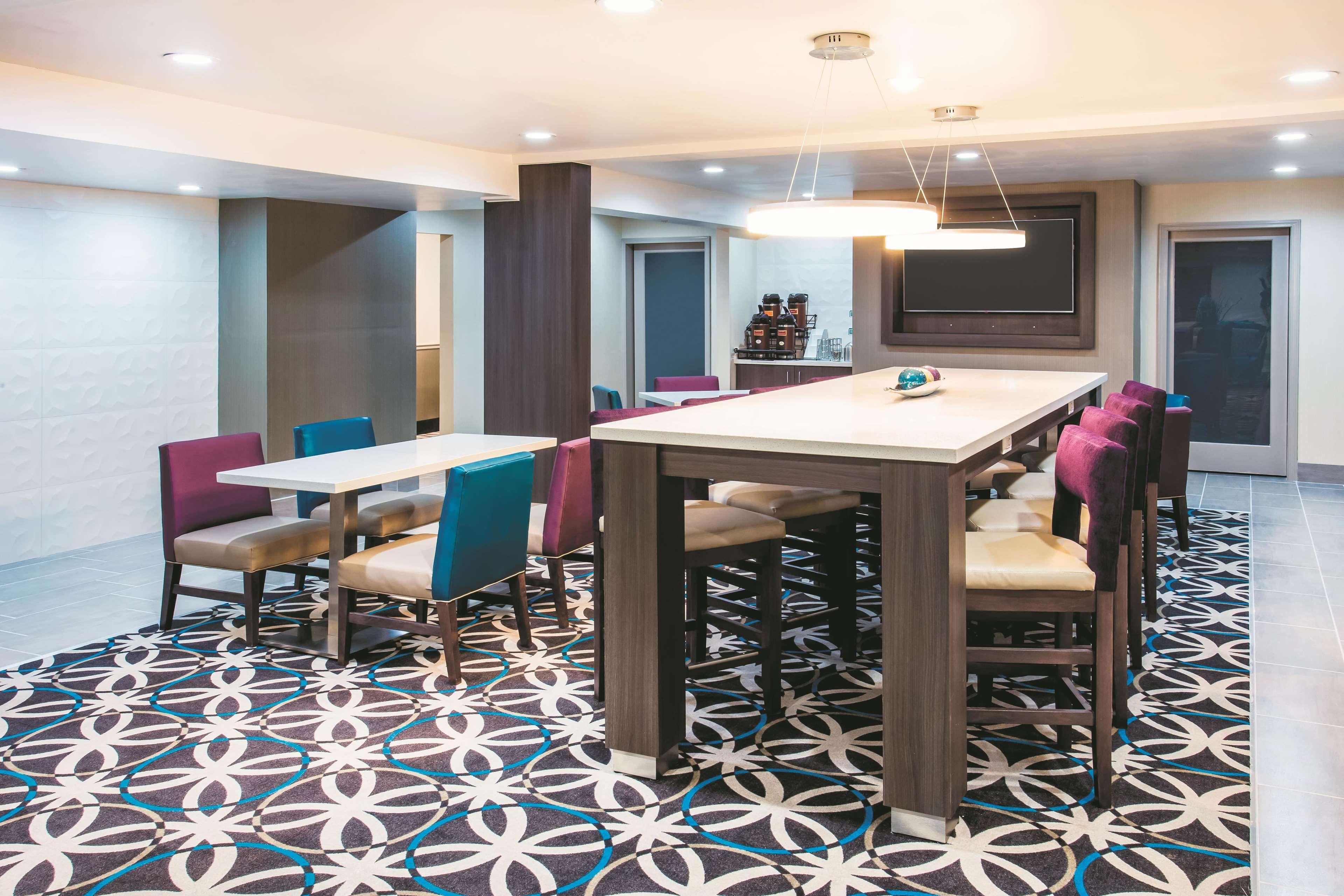La Quinta By Wyndham Cincinnati Ne - Mason Bagian luar foto