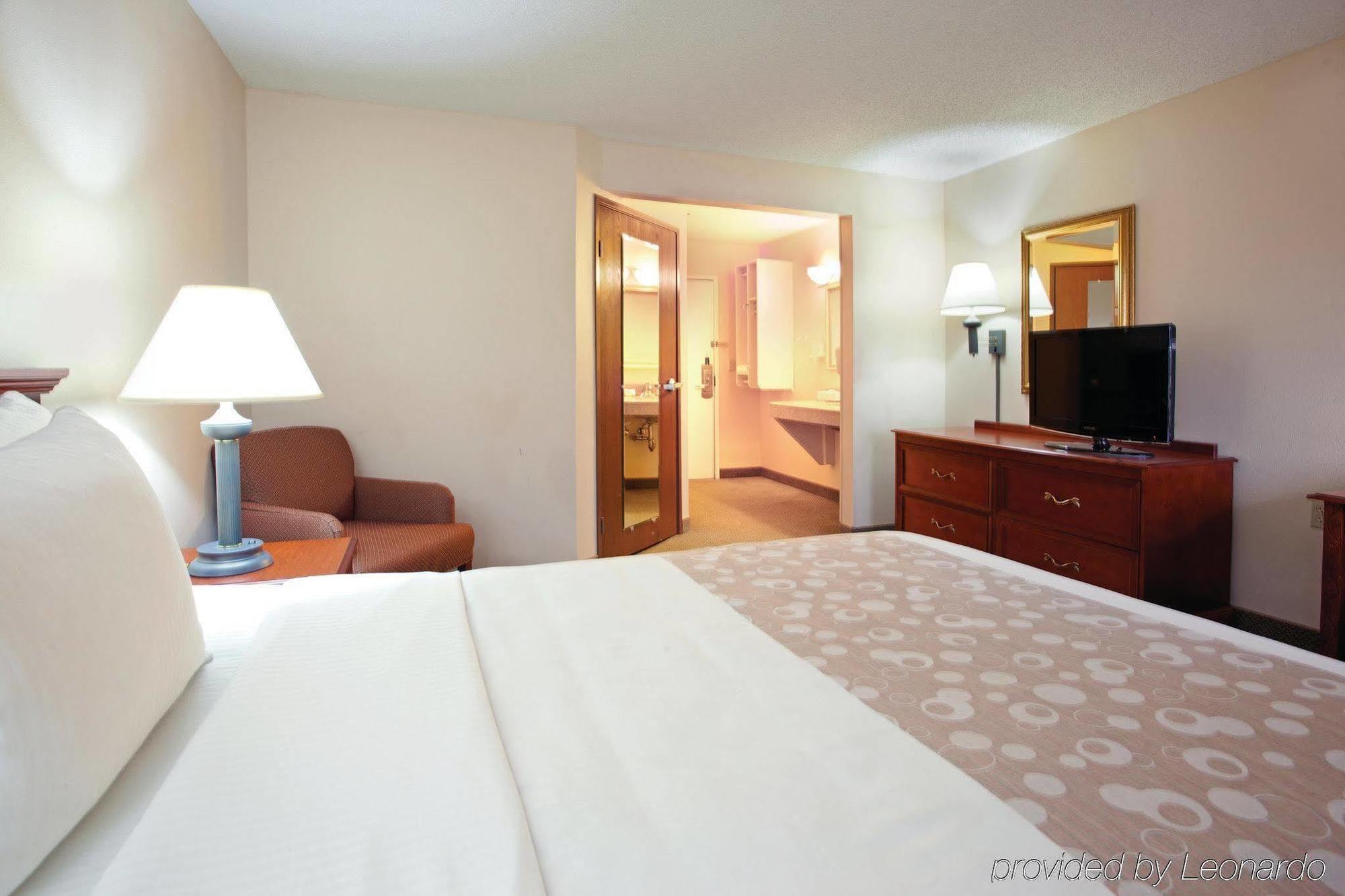 La Quinta By Wyndham Cincinnati Ne - Mason Bagian luar foto